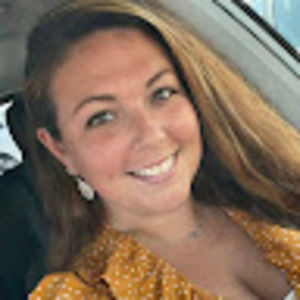 Meet your Posher, Desirae